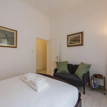 Cosimo By Mmega * Floransa